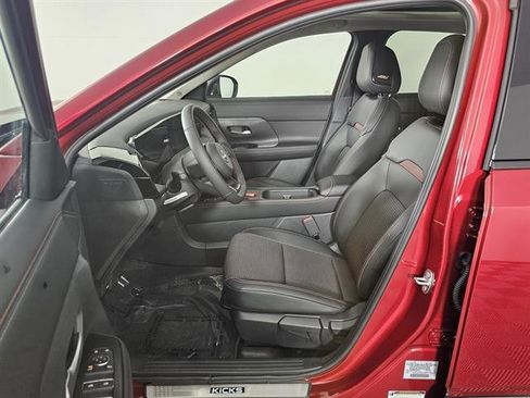 New 2026 Nissan Kicks SR w/ SR Premium Package image 16