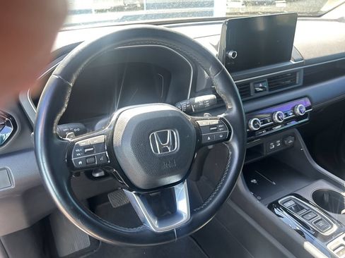 Used 2023 Honda Pilot EX-L image 15