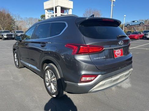 Used 2020 Hyundai Santa Fe SEL w/ Convenience Package image 9