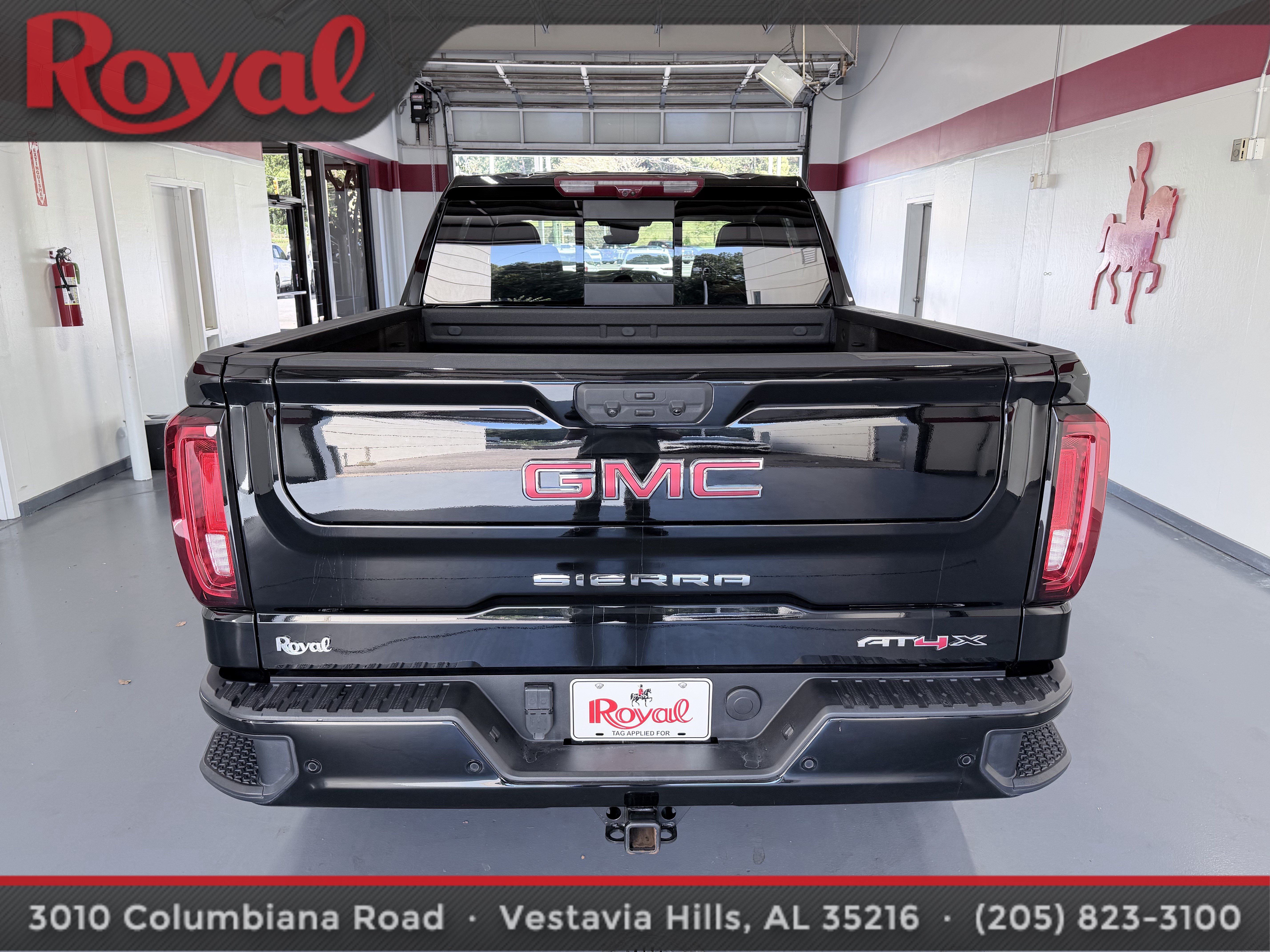 Used 2025 GMC Sierra 1500 AT4X AWD/4WD image 5