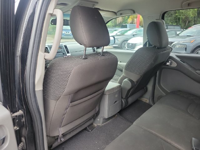 Used 2012 Nissan Frontier SV w/ Sport Appearance Pkg RWD image 11