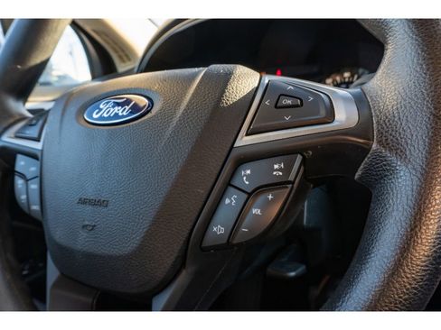 Used 2017 Ford Fusion SE image 24