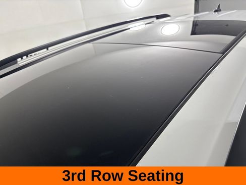 Used 2023 Volkswagen Atlas SE w/ Panoramic Sunroof Package AWD/4WD image 10