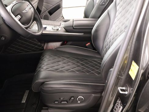 Used 2024 Genesis GV80 3.5T w/ Prestige Package image 12