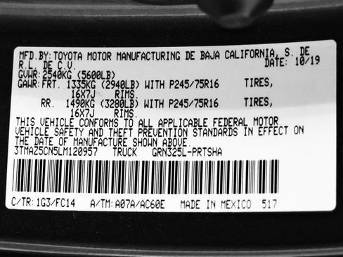 Used 2020 Toyota Tacoma SR5 RWD image 56