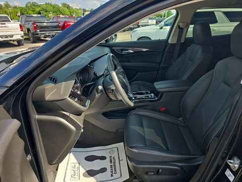 Used 2023 Buick Envision Essence FWD image 26