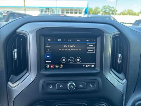 Used 2021 Chevrolet Silverado 1500 Custom AWD/4WD image 20