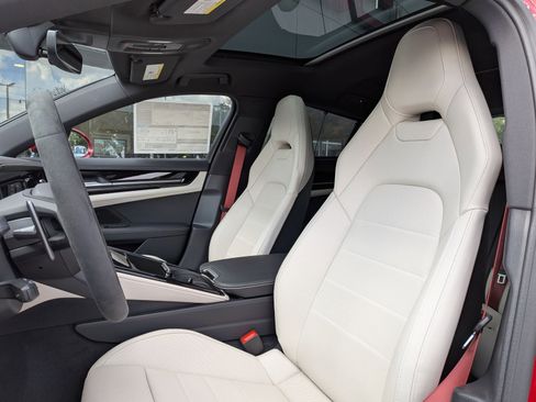 New 2026 Porsche Panamera image 5