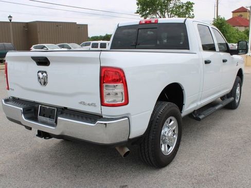Used 2024 RAM 3500 Tradesman w/ Chrome Appearance Group AWD/4WD image 5