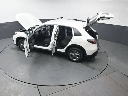 Certified 2026 Honda HR-V LX image 46