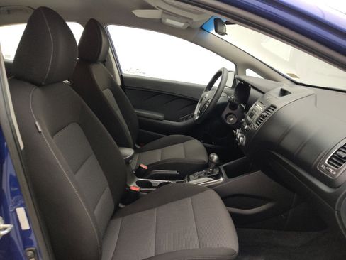 Used 2017 Kia Forte LX FWD image 21