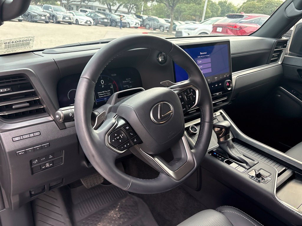 Certified 2025 Lexus GX 550 w/ Accessory Package (2T) AWD/4WD image 12