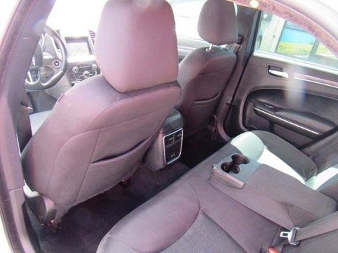 Used 2020 Chrysler 300 Touring w/ Sport Appearance Package RWD image 16