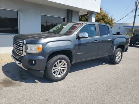 Used 2017 GMC Canyon SLT w/ Driver Alert Package image 12