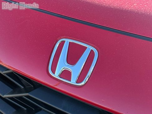Used 2025 Honda HR-V Sport image 31