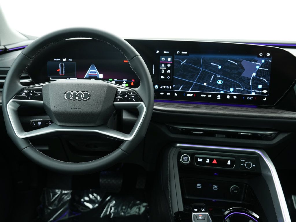 Certified 2025 Audi Q5 Premium w/ Convenience Package AWD/4WD image 11