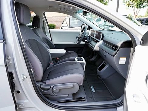 Certified 2024 Hyundai Ioniq 5 SEL RWD image 11