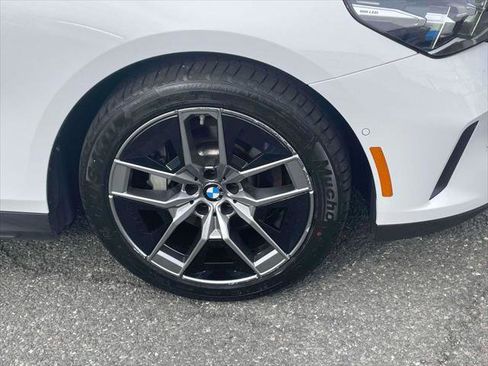 Used 2026 BMW 530i xDrive image 8