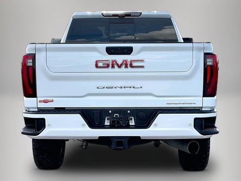 Used 2025 GMC Sierra 2500 Denali w/ Denali Reserve Package AWD/4WD image 6