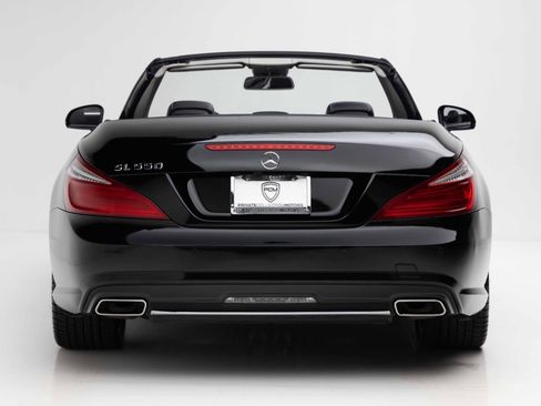 Used 2014 Mercedes-Benz SL 550 image 7