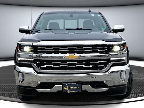 Used 2017 Chevrolet Silverado 1500 LTZ w/ Sport Package image 2