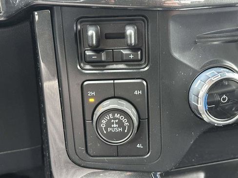 Used 2022 Ford F150 XLT w/ Equipment Group 302A High image 21