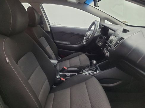 Used 2017 Kia Forte LX image 21