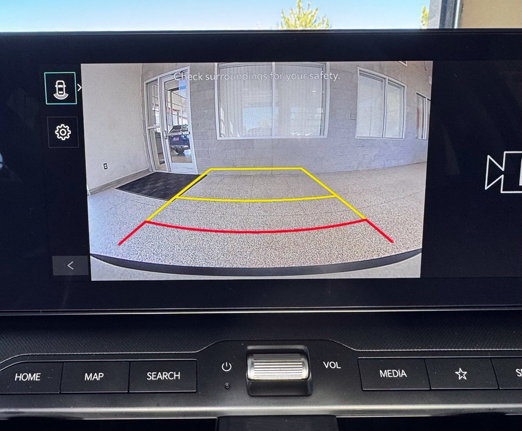 Used 2025 Kia K4 FWD image 28