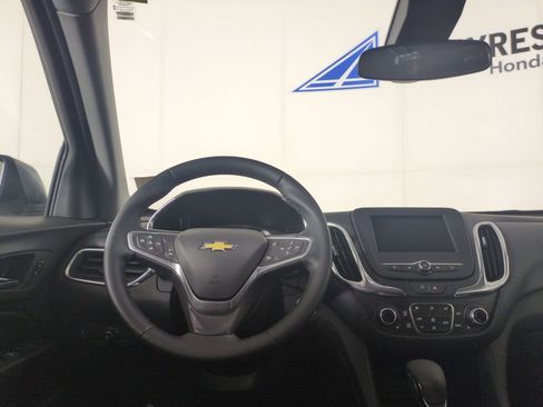 Used 2023 Chevrolet Equinox LT image 16