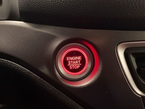 Used 2022 Honda Pilot Special Edition image 16