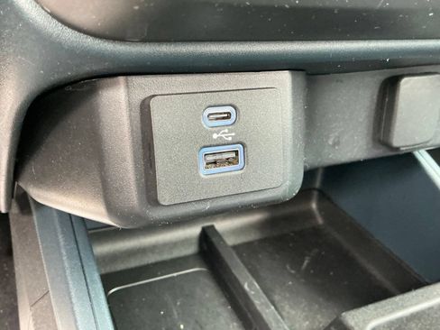 Used 2023 Ford Maverick XL FWD image 32