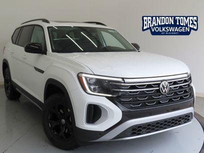New 2025 Volkswagen Atlas Peak Edition SE