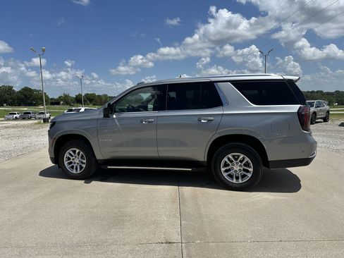 Certified 2025 Chevrolet Tahoe LT AWD/4WD image 4