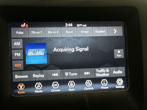 Used 2020 Jeep Cherokee Latitude Plus w/ Cold Weather Group image 12