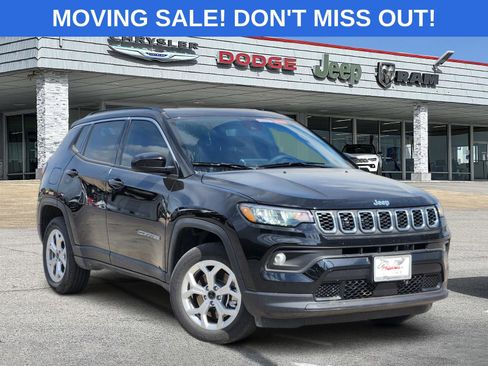 New 2026 Jeep Compass Latitude AWD/4WD image 1