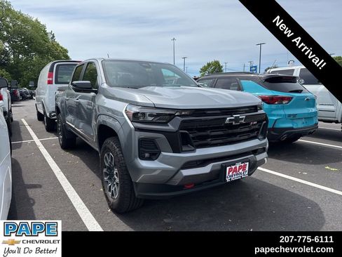 Used 2024 Chevrolet Colorado Z71 w/ Z71 Convenience Package 2 AWD/4WD image 1