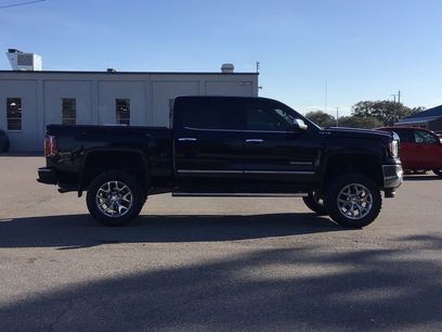 Used 2018 GMC Sierra 1500 SLT w/ SLT Premium Package