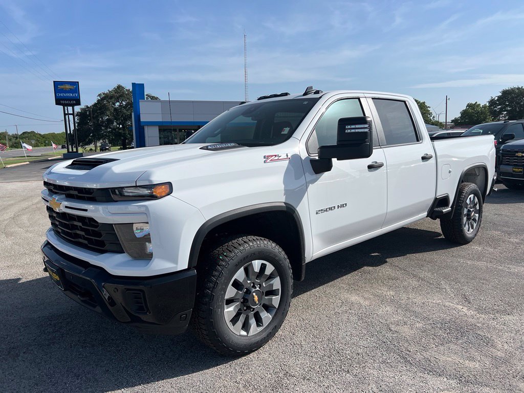 New 2026 Chevrolet Silverado 2500 Custom w/ Custom Value Package AWD/4WD image 1