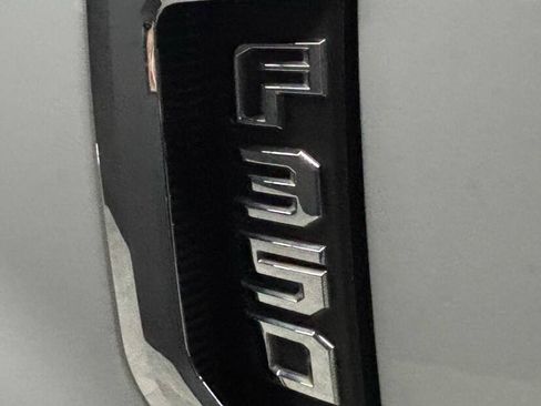 Used 2020 Ford F350 Lariat w/ Lariat Ultimate Package AWD/4WD image 4