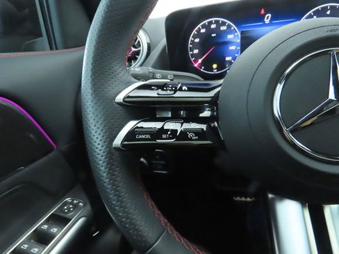 Certified 2025 Mercedes-Benz GLA 250 image 11