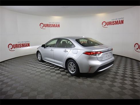 Used 2022 Toyota Corolla LE image 7
