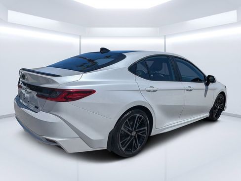 Used 2025 Toyota Camry XSE w/ Premium Plus Package image 3