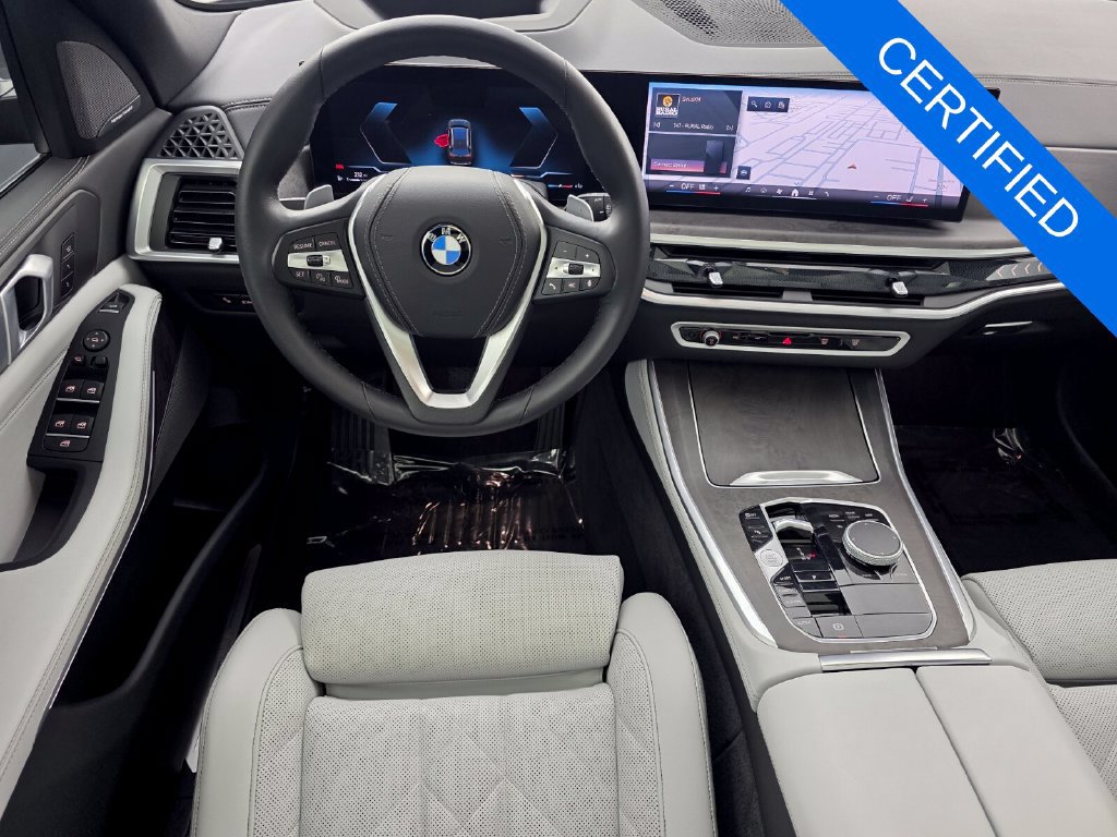 Certified 2025 BMW X5 sDrive40i w/ Premium Package RWD image 13