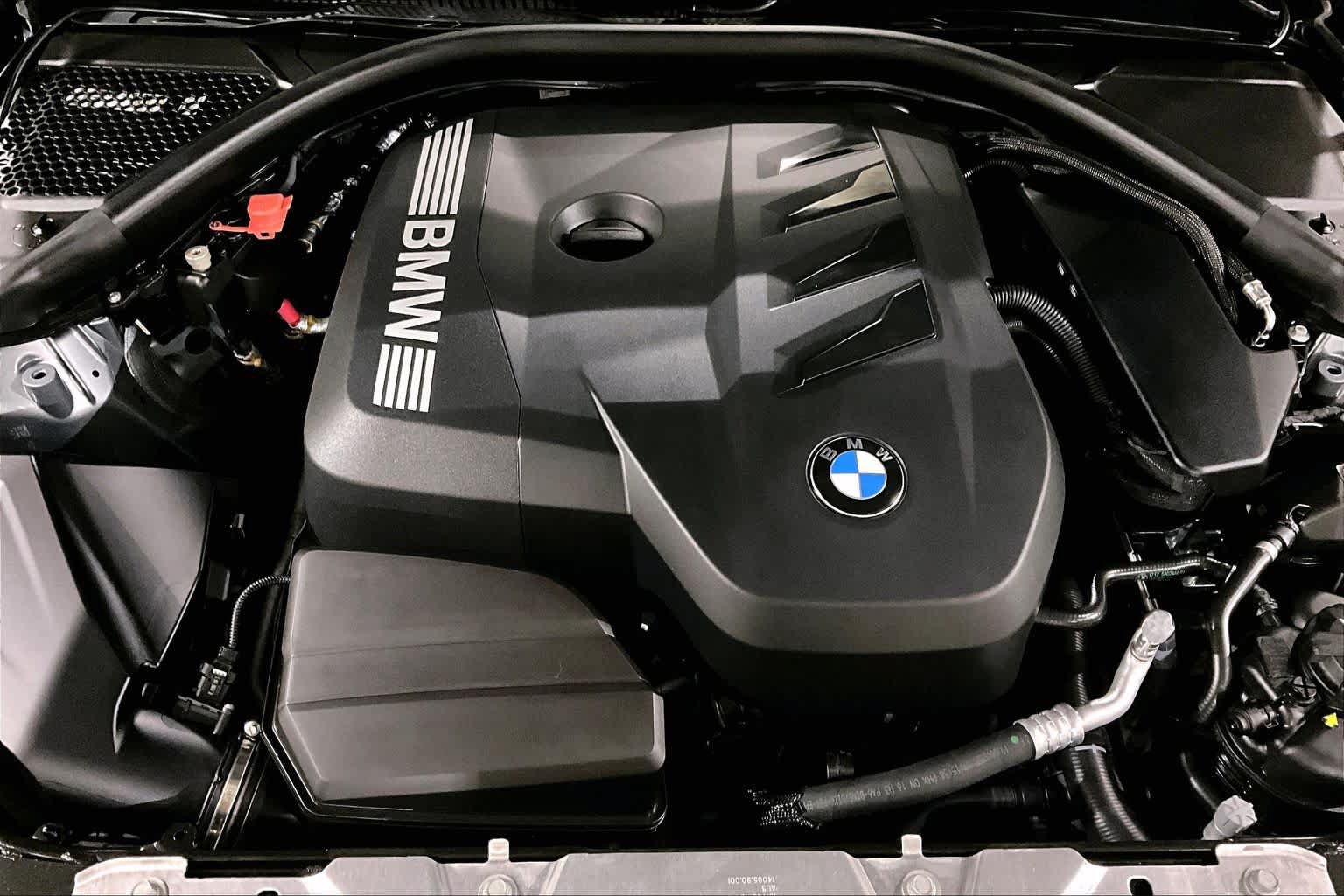 Used 2026 BMW 330i xDrive Sedan w/ Premium Package AWD/4WD image 30