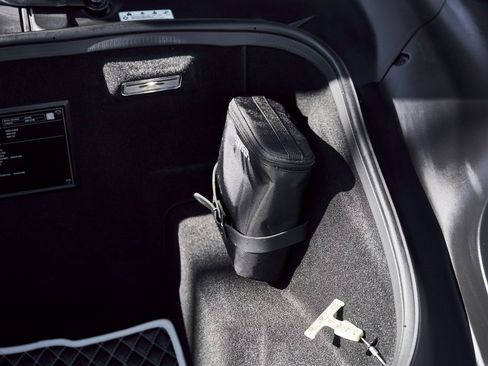 Used 2017 Ferrari 488 GTB image 19