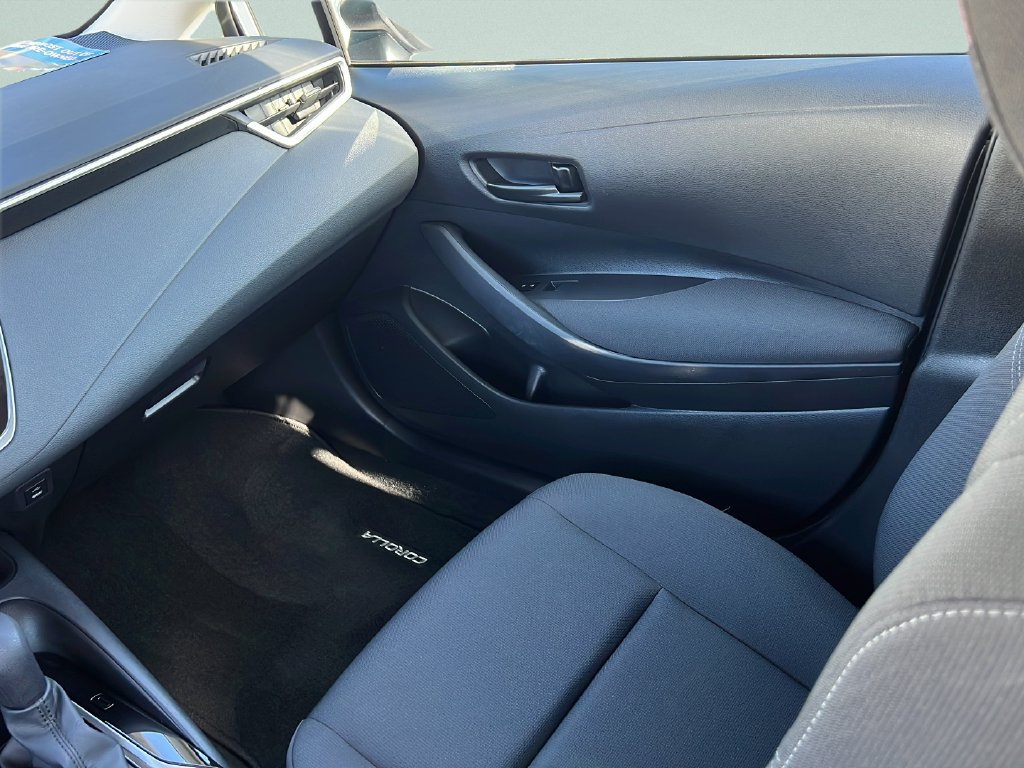Used 2024 Toyota Corolla LE FWD image 12
