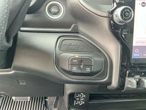 New 2025 RAM 2500 Tradesman image 25