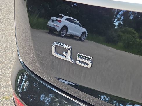 Certified 2025 Audi Q5 2.0T Premium Plus w/ Premium Plus Package AWD/4WD image 12