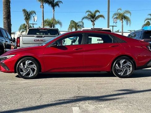 Certified 2025 Hyundai Elantra Sport image 7