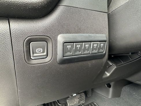 New 2026 Chevrolet Silverado 2500 Custom image 14